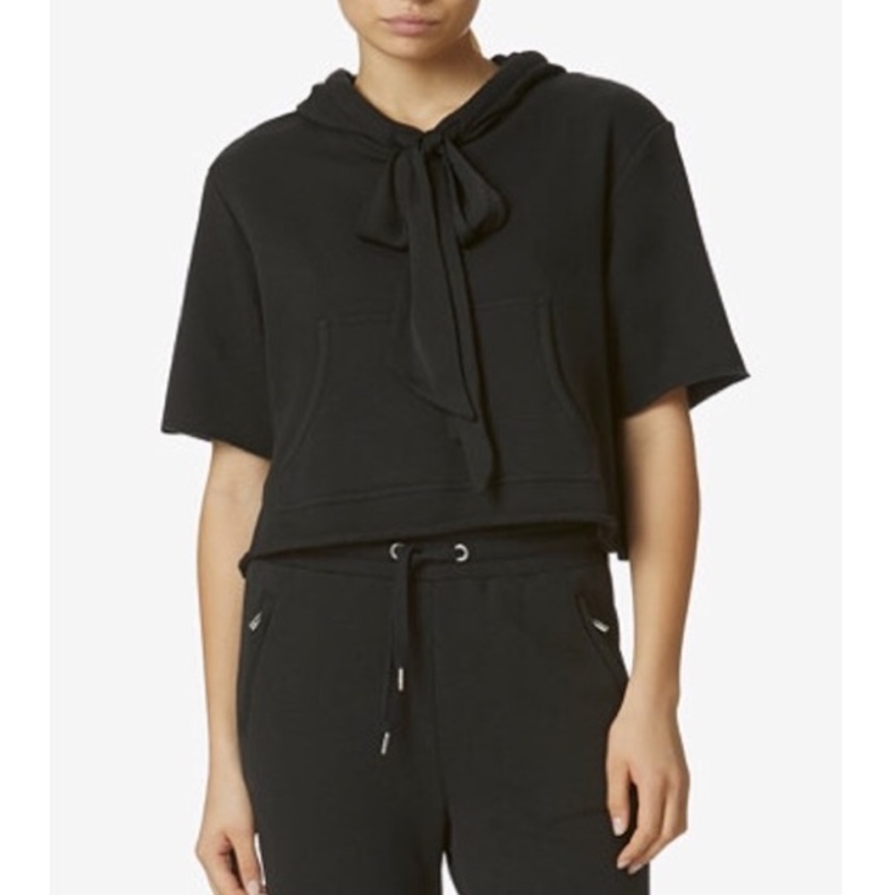 AVEC LES FILLES Cropped Hoodie